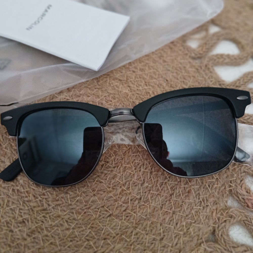 Nwt KENNETH COLE REACTION SUNGLASSES